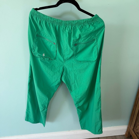 Free People Movement Fly By Night Kelly Green Water Resistant Size M Hiking - Picture 9 of 15